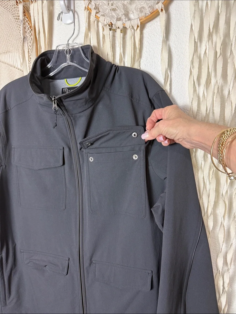 M by Novara Gray Cycling Jacket Size XL High Visibility Pockets Mochneck